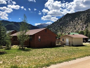 Team Murphy- Hotchkiss Cabin